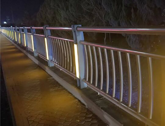 哈巴河led灯光护栏